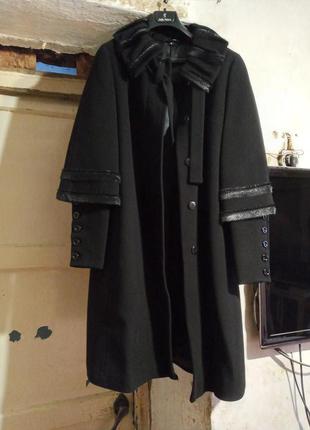 Продам срочно женское чёрное пальто Stella Polare.