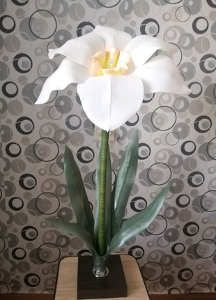 Нарцисс светильник. Ростовые цветы из изолона