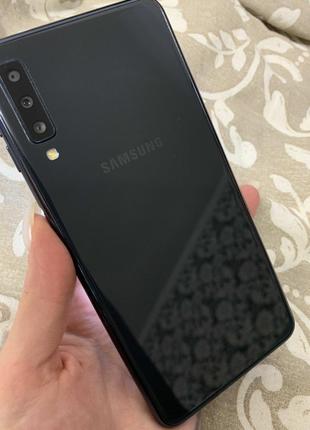 Телефон Samsung a7 4/64 gb