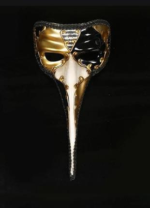 Новая карнавальная маска