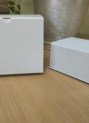 Самосборные коробки из светлого картона