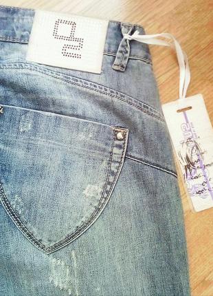 Женские тонкие летние джинсы  португальского бренда  odue