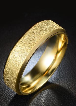 Стильное кольцо с напылением