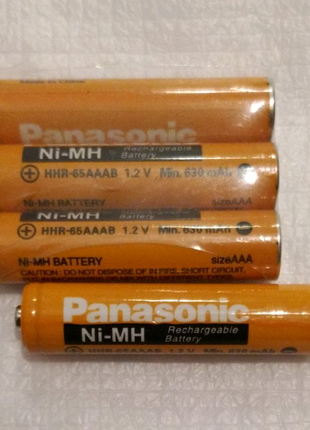 АКБ Panasonic Акумулятори мізинчикові як мізинч-і батарейки ААА