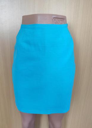 Голубая короткая классическая  юбка
