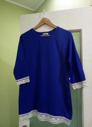Miss blue яркое синее с белым кружевом платье туника хлопок