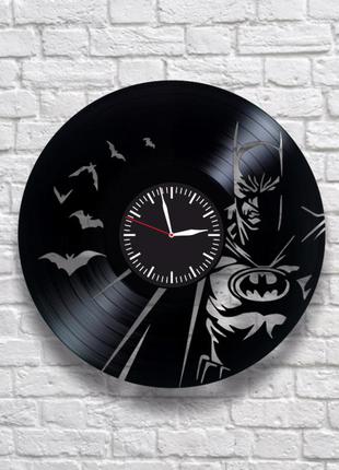 "batman" - настенные часы из виниловых пластинок. уникальный п...