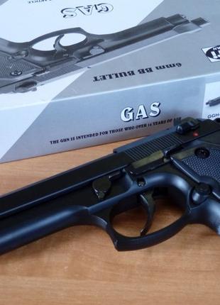 Мощный страйкбольный пистолет BERETTA M9 Green Gas, страйкбол,...