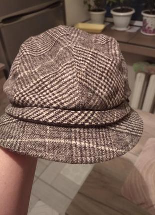 Очень стильная классная шляпка кепи в модную трендовую клетку