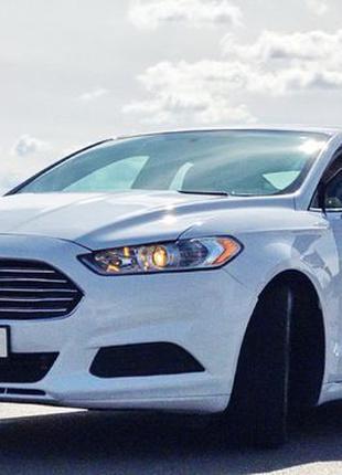 368 Ford Fusion 2015 білий оренда авто