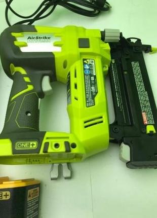 Степлер,гвоздезабивной пистолет, молоток Ryobi Р320