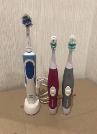 Електрична зубна щітка Braun Oral-B Spinbrush