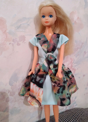 Одежда для куклы Барби- платья.