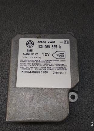 Блок Управления AIRBAG (Подушка) VW Golf 4 (Гольф 4) 1C0909605A