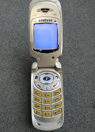 Samsung A800 під відновлення