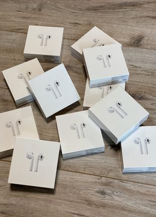 Оригинальные наушники Apple AirPods 2, AirPods Pro.