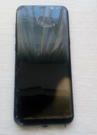 телефон Samsung Galaxy S8 + (SM-G955F)