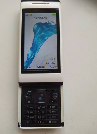 Телефон Sony Ericsson U10i Aino