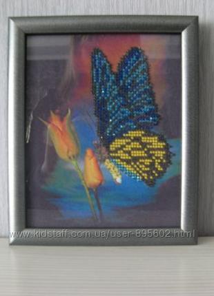 Картина из бисера " Бабочка"