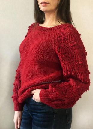 Женский вязаный свитер ручной работы с объемным рукавом "букет"
