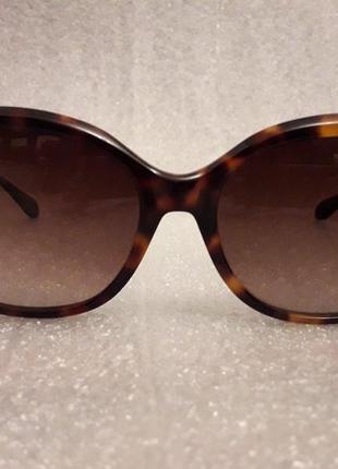 Леопардовые  солнцезащитные очки moschino