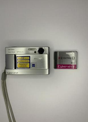 Цифровой фотоапарат Sony Cyber-shot DSC-T10 Цифровий фотоапарат