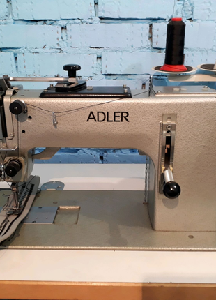 Швейна машина Adler 266-1 екстра-важкий зигзаг