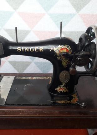 Продам старинную швейную машинку "SINGER".