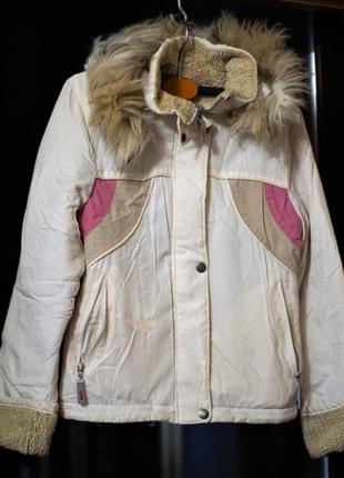 Куртка для девочки на тёплую зиму или демисезон.