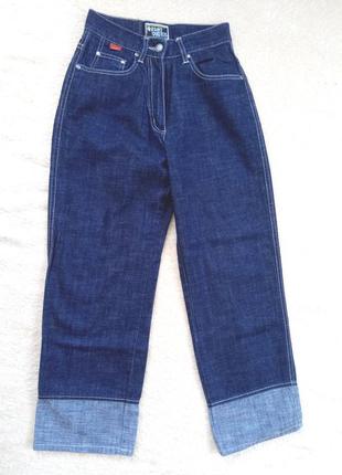 Новые фирменные джинсы на девочку 8-10  лет рост136 -146см