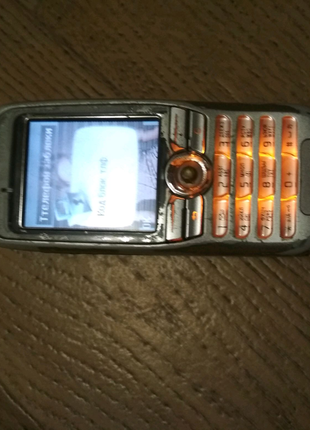 Телефон Sony Ericsson K500