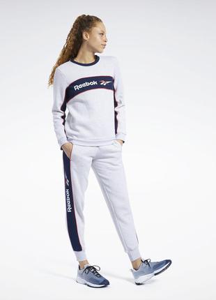 Світшот reebok classics linear fleece crew