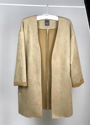 Удлиненный замшевый пиджак от primark 14р