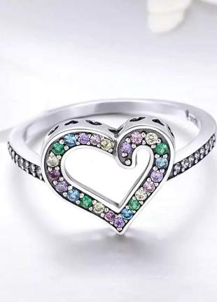 Серебряное кольцо "радужное сердце"