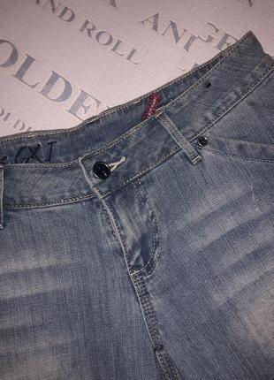 Красивые стильные джинсовые шорты cron-x