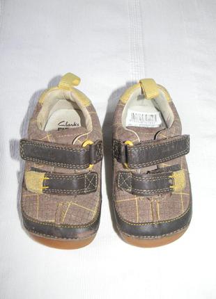 Детские кожаные пинетки-мокасины clarks first shoes р.18 1/2 д...