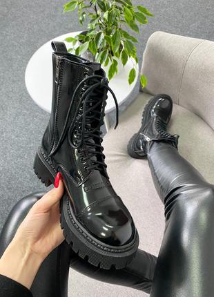 Черевики у стилі balenciaga tractor lace-up boot black gloss