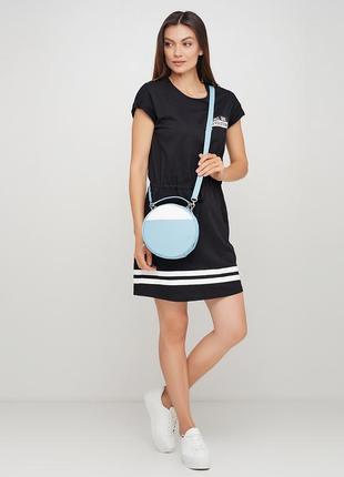 Женская круглая голубая сумка через плечо