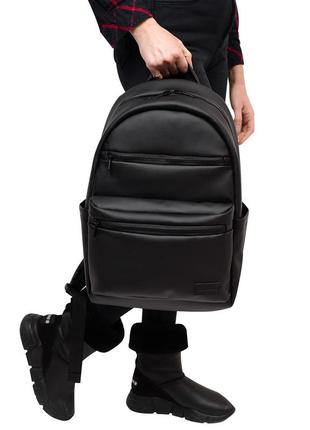 Женский большой черный рюкзак в спортзал