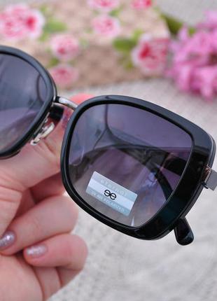 Красивые женские солнцезащитные очки классика eternal polarize...