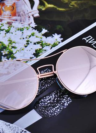 Красивые солнцезащитные очки с розовой линзой распродажа