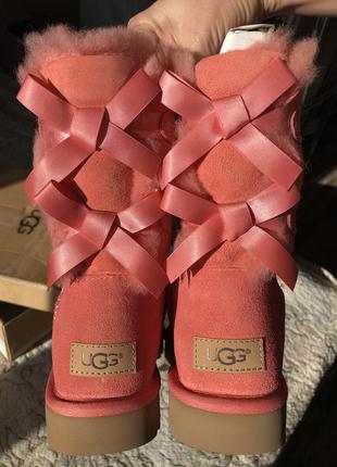 Ugg. оригинал. угги с бантиками.