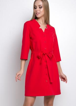 Платье рубашка красного цвета на пуговицах