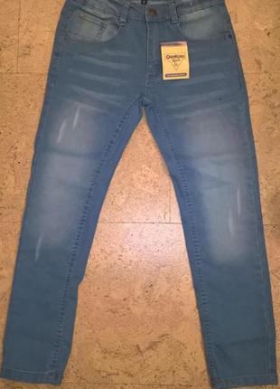 Новые стрейтчевые джинсы на девочку oshkosh голубого цвета 8,1...
