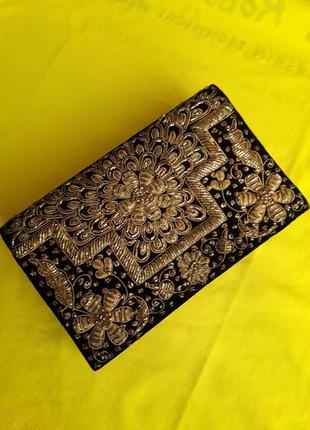 Винтажная сумочка клатч индия вышивка золотой нитью