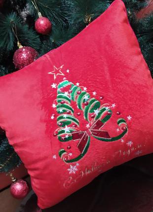 Красная подушка с вышивкой с новым годом ёлка- новогодний деко...