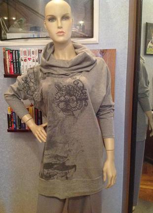 Не толстый свитер (туника) с анималистическим рисунком, бренда...