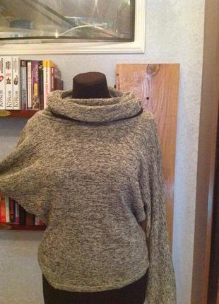 Найдрібніший укорочений светр із великим коміром бренда only, р..