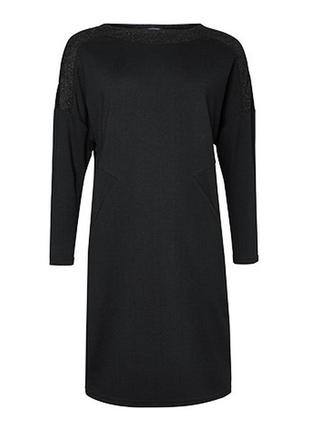 Фирменное  черное платье с серебристой вставкой от tchibo.герм...