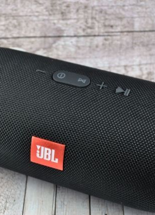 Большая Bluetooth-колонка JBL XTREME